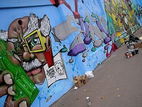 Крутой стрит арт с фестиваля MOST, Москва