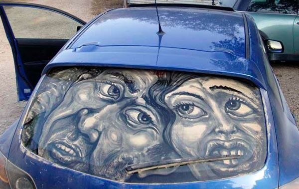 Подборка замечательных картин на грязных автомобилях