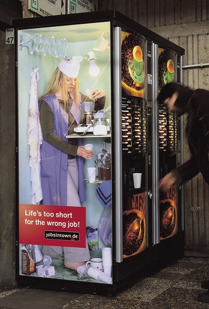 Реклама кадрового агенства: "Жизнь слишком коротка для плохой работы"
