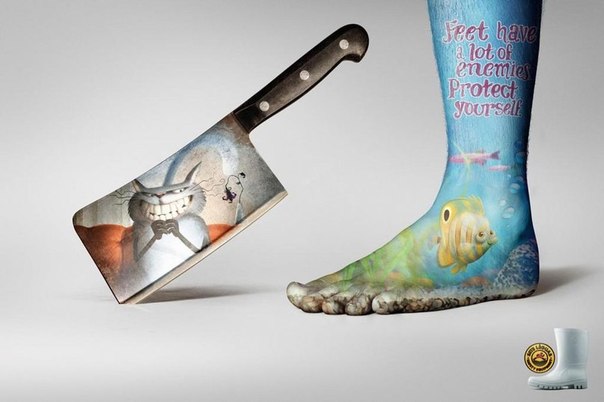 Оригинальная реклама садовой обуви: "У Ваших ног множество врагов"