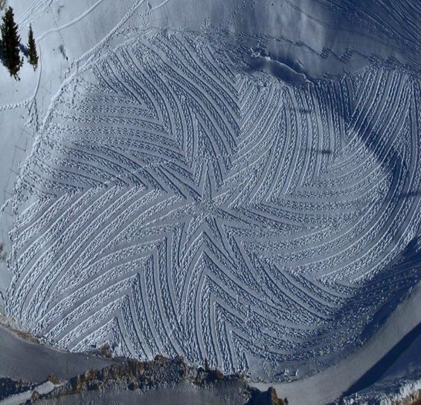 Подборка невероятно масштабных снежных картин от Саймона Бека