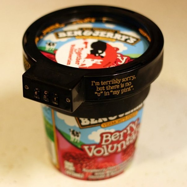 Мороженное Ben&Jerry's с кодовым замком. Чтобы никто не залез своей ложкой в вашу банку.