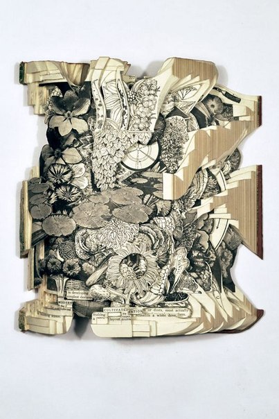 Подборка потрясающих скульптур из книг от Брайана Деттмера