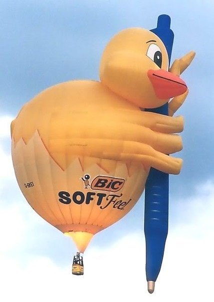 Подборка рекламы на воздушных шарах