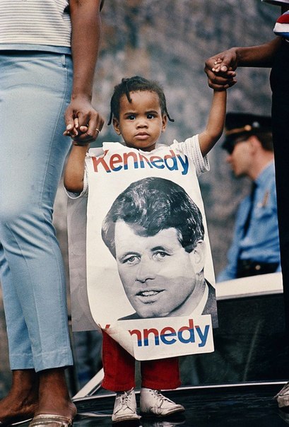 Юная сторонница Кеннеди