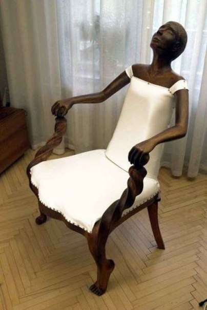 Не знаю как Вы, я бы на этот стул не села