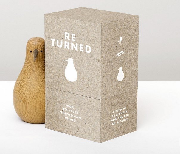 Дизайнерские игрушки "Re Turned" из переработанного дерева. Надпись на упаковке: "Раньше я был стулом и ножкой стола".