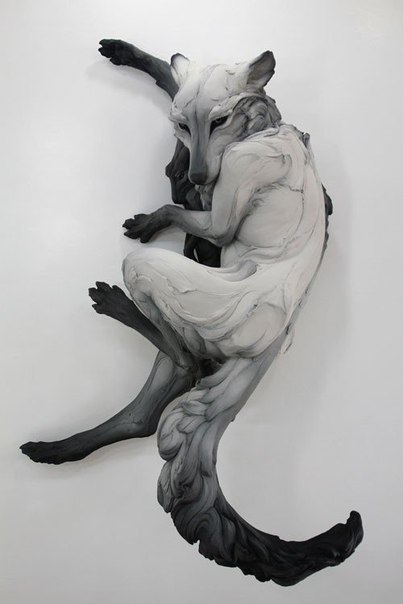 Выражение психологических состояний человека через образы животных от скульптора Beth Cavener Stichter