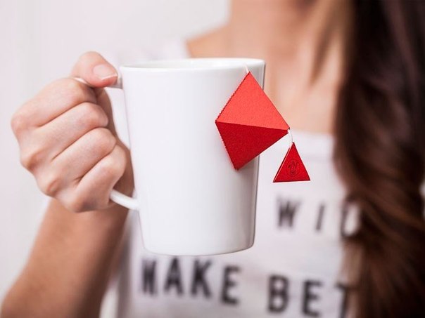 Упаковка в стиле оригами от компании Senba Tea.