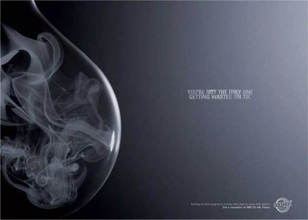 Социальная реклама: "Курение во время беременности увеличивает риск врождённых заболеваний в 4 раза"