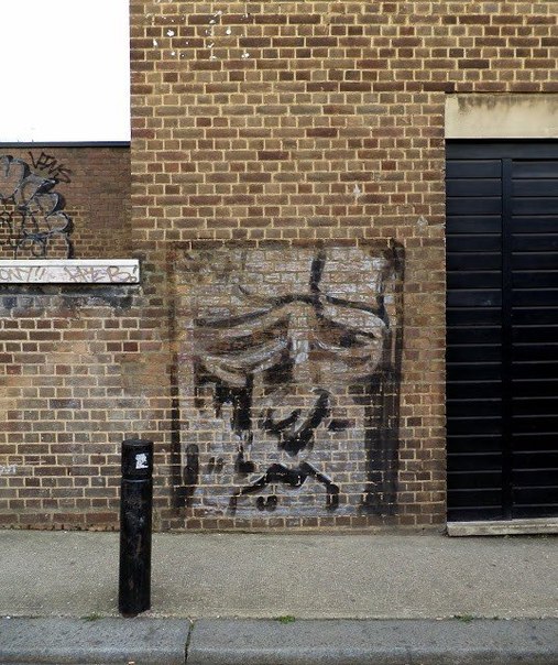 Подборка стрит - арта с улиц лондонского Ист - Энда