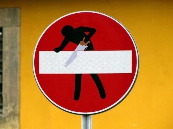 Подборка креатива на дорожных знаках от французского художника Кле Авраама