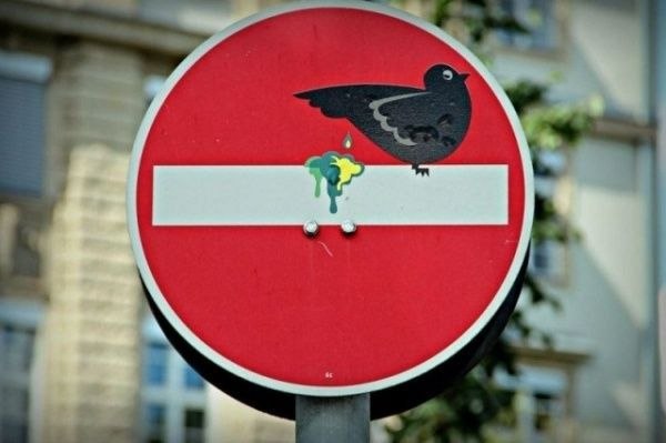 Подборка креатива на дорожных знаках от французского художника Кле Авраама
