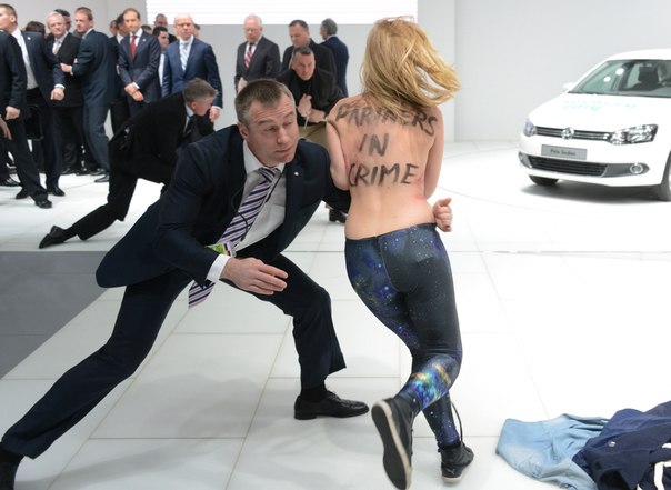 Смотрите актуальные фотографии со всего мира!