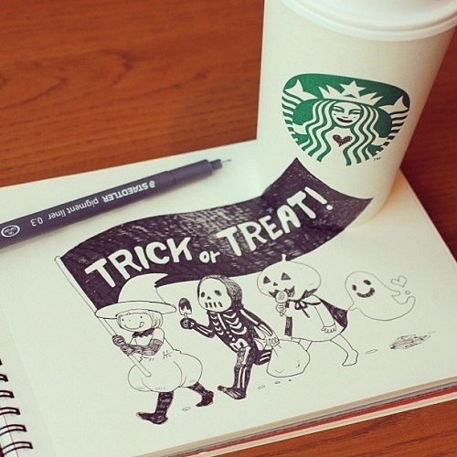 Иллюстратор Tomoko Shintani весело проводит время, делая рисунки, пока пьет кофе в Starbucks. На своем сайте она сообщает, что это не пиар и не рекламный ход, просто от ароматов в Starbucks ей хочется творить, выходя за рамки листа на одноразовые стаканчики и обыгрывая кружки. Прекрасные рисунки, дарящие улыбки и позитивное настроение)
